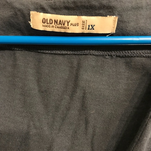 Old Navy Ruffle Detail Top - Picture 3 of 5